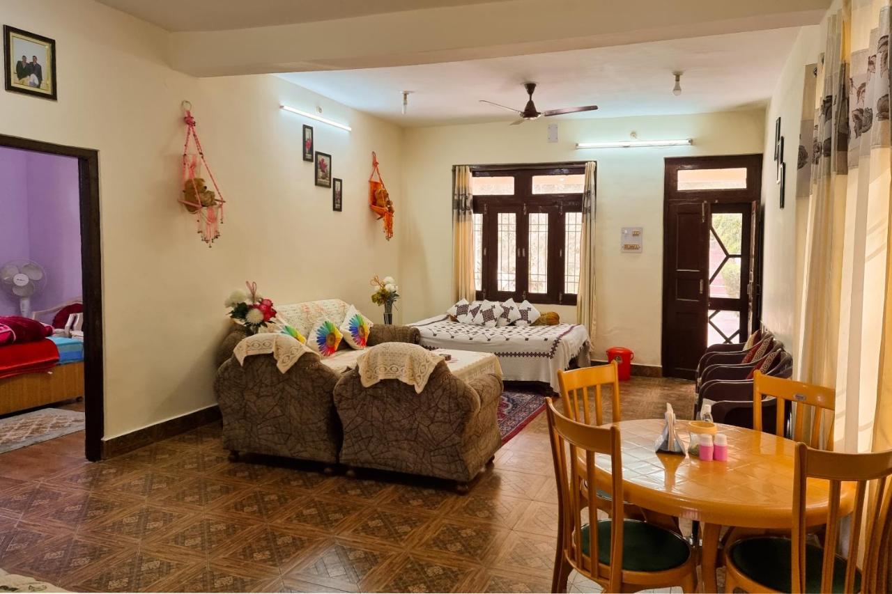 Aditya Homestay Dalhousie Exteriér fotografie