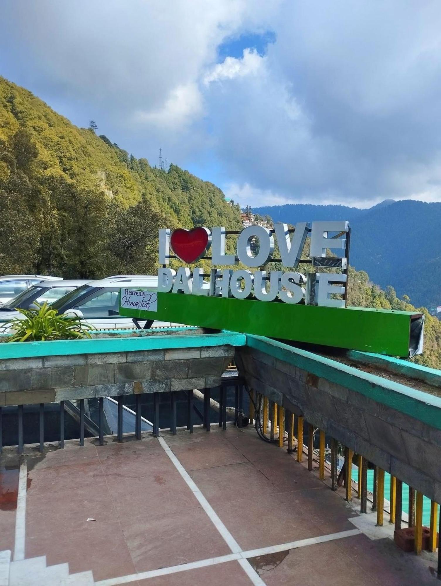 Aditya Homestay Dalhousie Exteriér fotografie