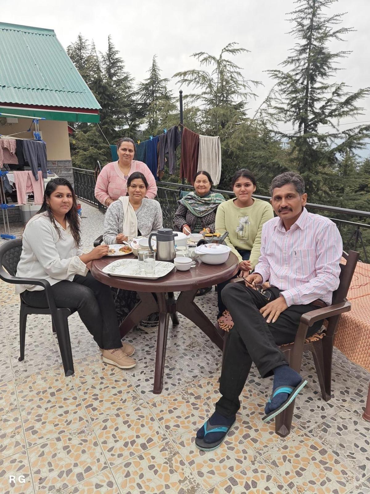 Aditya Homestay Dalhousie Exteriér fotografie