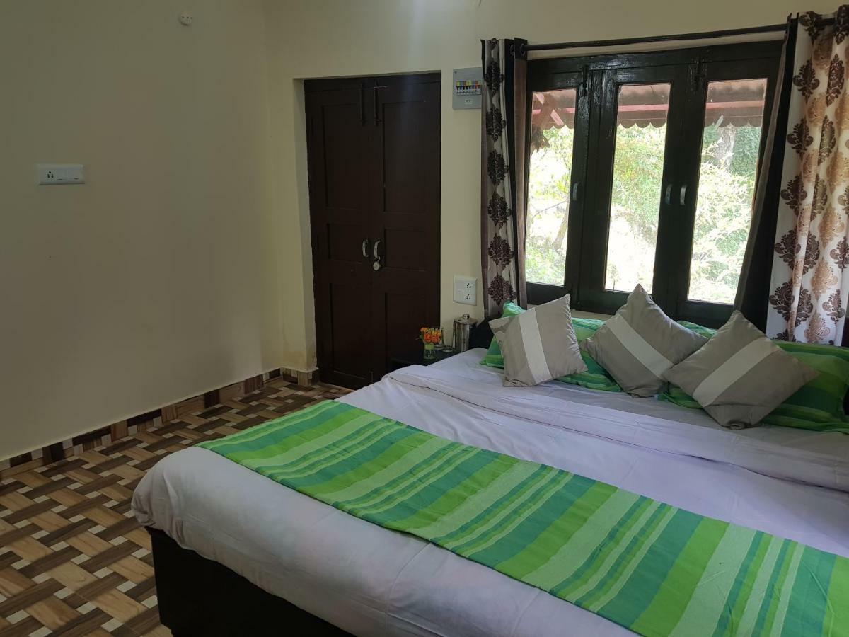 Aditya Homestay Dalhousie Exteriér fotografie